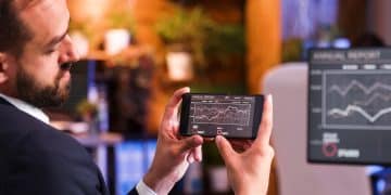 A man doing Smart Investing.