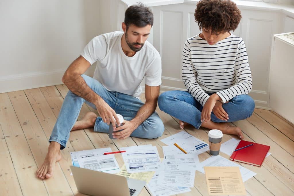 Navigating Mortgage Rates: Fixed vs. Adjustable Rates